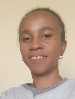 Profil de Hanta, une femme célibataire de 40 ans à Volosarika Ambanidia