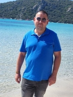 Profil de Mickael, un homme célibataire de 46 ans à Saint-Ouen-l'Aumône