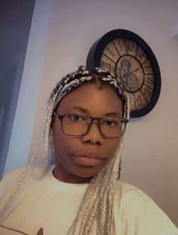 Profil de Juju, une femme célibataire de 25 ans à Istanbul