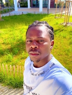 Profil de Jean Pierre, un homme célibataire de 31 ans à Créteil