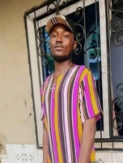 Profil de Yvan, un homme célibataire de 28 ans à Douala
