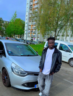 Profil de Moussa, un homme célibataire de 19 ans à Amiens