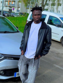 Profil de Moussa, un homme célibataire de 19 ans à Amiens