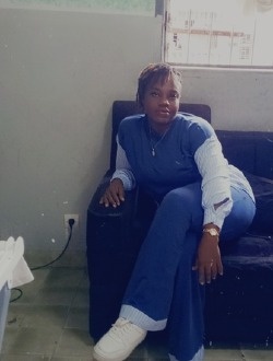 Profil de Joëlle, une femme célibataire de 30 ans à Abadjin-Doumé