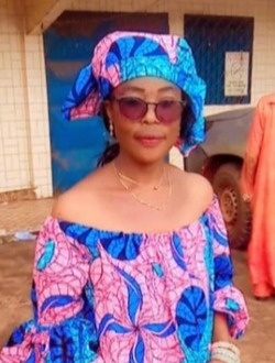Profil de Alima, une femme célibataire de 43 ans à Bafoussam II