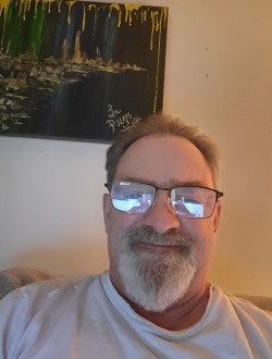 Profil de Alain, un homme célibataire de 67 ans à Waterloo