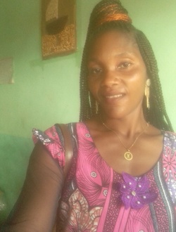 Profil de Jeanne, une femme célibataire de 33 ans à Yaoundé