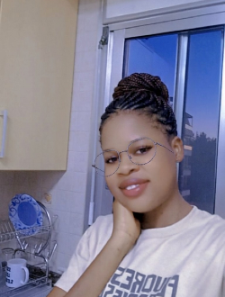 Profil de Gouton Viviane, une femme célibataire de 26 ans à Beit Mery