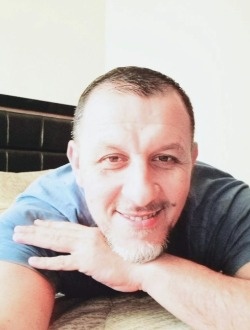 Profil de Karim, un homme célibataire de 53 ans à 'Aïn Beïda