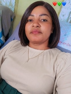 Profil de Elysee Blanche, une femme célibataire de 37 ans à Douala