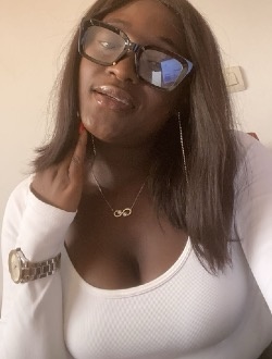 Profil de Angelica, une femme célibataire de 30 ans à Abidjan