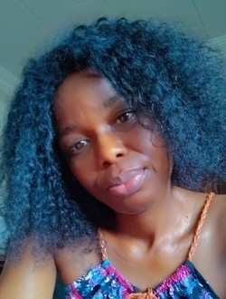 Profil de Estelle, une femme célibataire de 42 ans à Libreville