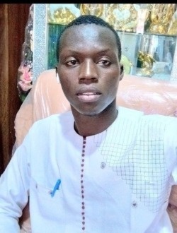 Profil de Babacar, un homme célibataire de 33 ans à Saint-Louis