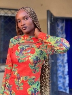 Profil de Emma-Ibouas'S, une femme célibataire de 20 ans à Brazzaville