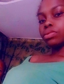 Profil de Princilia, une femme célibataire de 26 ans à Kinshasa