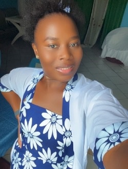 Profil de Model Style, une femme célibataire de 27 ans à Yaoundé