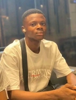 Profil de Arnaud, un homme célibataire de 20 ans à Abidjan