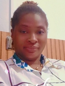 Profil de Lolita, une femme célibataire de 32 ans à Douar Zaoreat Lghil
