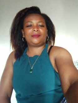 Profil de Elodie, une femme célibataire de 34 ans à Manakara