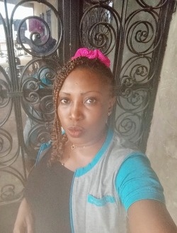 Profil de Sonia, une femme célibataire de 37 ans à Douala