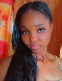 Profil de Therecia, une femme célibataire de 20 ans à Pointe-Noire