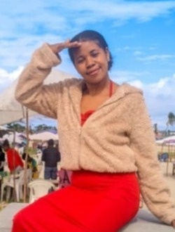 Profil de Holy, une femme célibataire de 29 ans à Toamasina