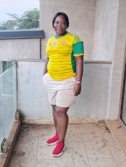 Profil de Valexia, une femme célibataire de 32 ans à Yaoundé