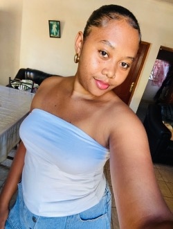 Profil de Jemina, une femme célibataire de 21 ans à Antaboara