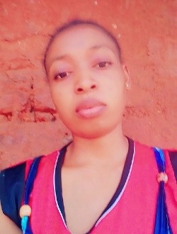 Profil de Sonia, une femme célibataire de 30 ans à Ébolowa