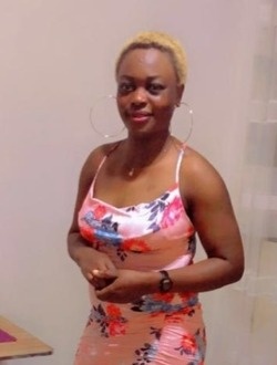 Profil de Diane, une femme célibataire de 34 ans à Yaoundé