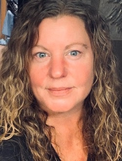 Profil de Véronique, une femme célibataire de 50 ans à Saint-Eustache