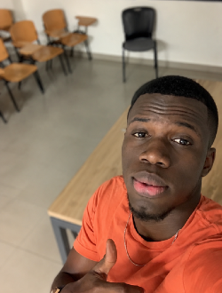 Profil de Papa, un homme célibataire de 21 ans à Dakar