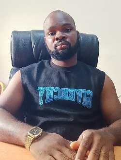 Profil de Marius, un homme célibataire de 34 ans à Lomé