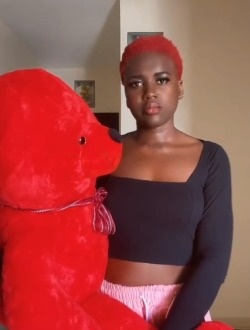 Profil de Lovia, une femme célibataire de 33 ans à Casablanca