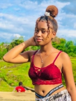 Profil de Lyah, une femme célibataire de 20 ans à Sambava