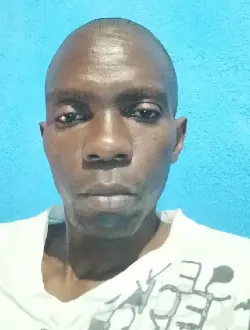 Profil de Thierry, un homme célibataire de 40 ans à Bujumbura