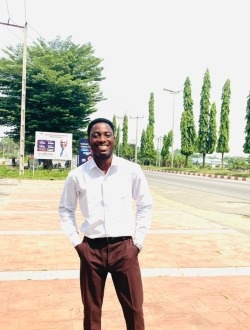 Profil de James, un homme célibataire de 28 ans à Uyo