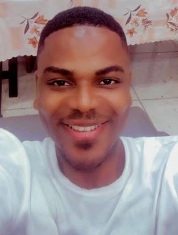 Profil de Huecomundo, un homme célibataire de 35 ans à Abidjan