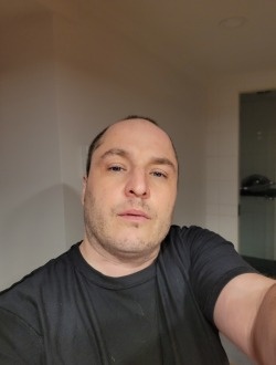 Profil de Nicolas, un homme célibataire de 42 ans à Rimouski