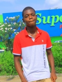 Profil de Ronel, un homme célibataire de 18 ans à Owendo