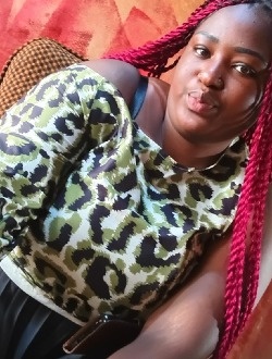Profil de Blandine, une femme célibataire de 22 ans à Yaoundé