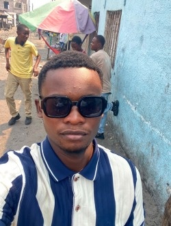 Profil de Esdras, un homme célibataire de 19 ans à Kinsa