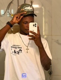 Profil de Lutin, un homme célibataire de 20 ans à Porto-Novo