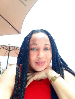 Profil de Sane, une femme célibataire de 35 ans à Dakar