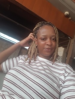 Profil de Laeticia, une femme célibataire de 27 ans à Douala