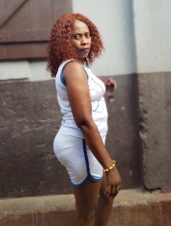 Profil de Anjara Christine, une femme célibataire de 35 ans à Antsiranana