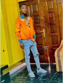Profil de Dominique, un homme célibataire de 27 ans à Abidjan