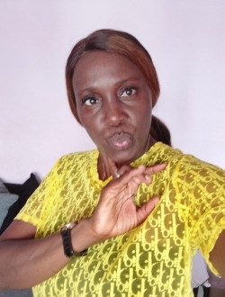 Profil de Laure, une femme célibataire de 49 ans à Ébolowa