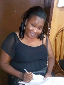 Profil de Seuline, une femme célibataire de 44 ans à Abomey-Calavi