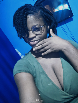 Profil de Marie Christel, une femme célibataire de 27 ans à Yaoundé